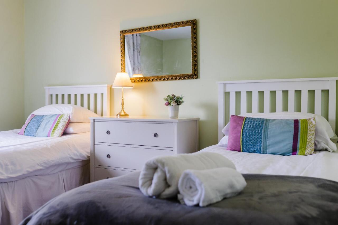 May Tree Cottage Manorbier 5 Mins From The Beach Sleeps 4 Exterior foto